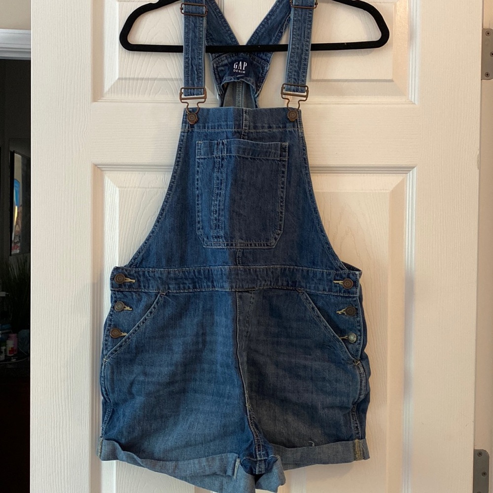 GAP Denim Shorts Overalls Size L